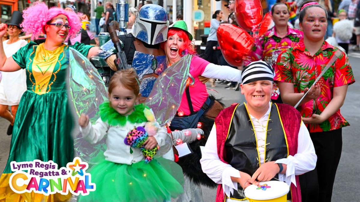 Lymes Regis Carnival Procession 2023