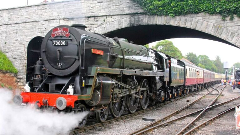 70000 Britannia On Swanage Railway