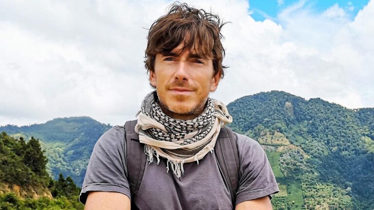 Simon Reeve To The Ends Of The Earth